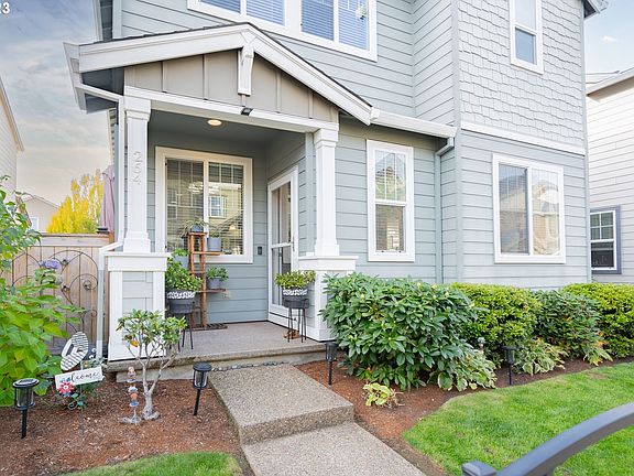 5th image of 264 NE Idyl Way