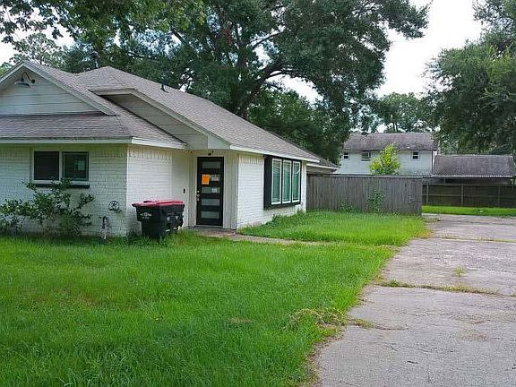 3rd image of 3207 Indian Mound Trl