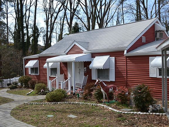 2nd image of 306 Plainview Ave