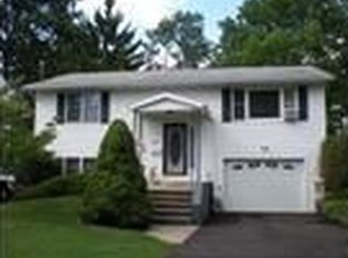 2807 Robins St, Endwell, NY 13760