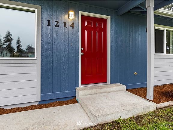 3rd image of 1214 Thurston Ct NW