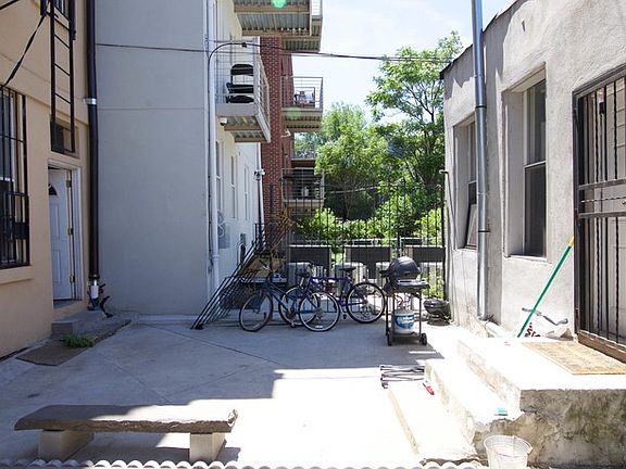 5th image of 107 Troutman St APT 02T