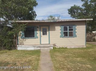 1037 Dunaway St, Amarillo, TX 79104
