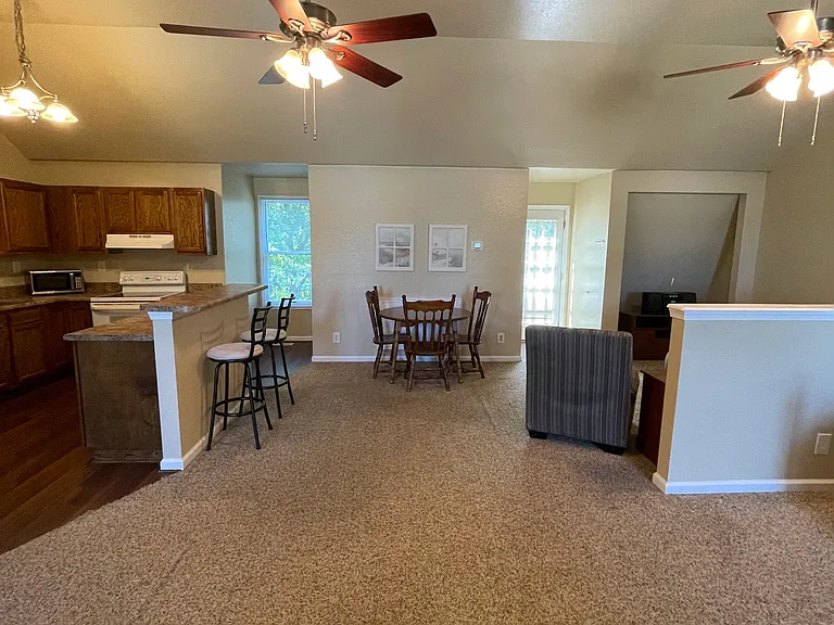 2500 Maymont Ct — Photo 4