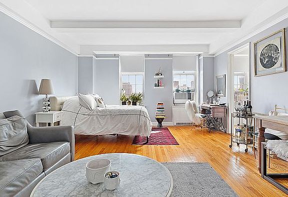 3rd image of 405 W 23rd St APT 12F