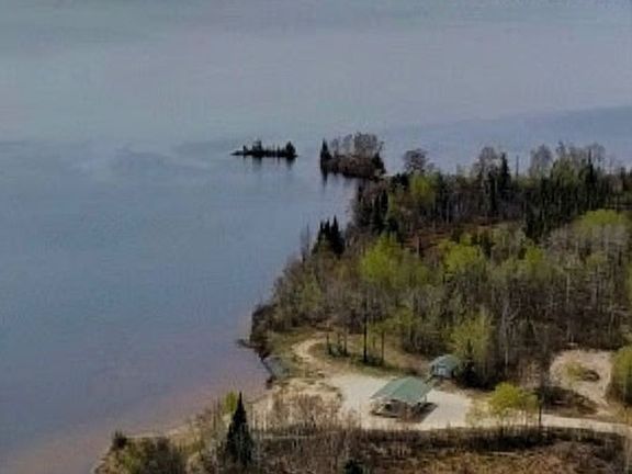 4th image of 0 Pine St