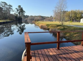 305 Lake Moultrie Dr, Bonneau, SC 29431