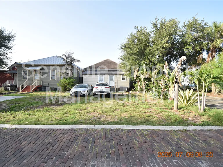 1908 E 15th Ave #A — Photo 6