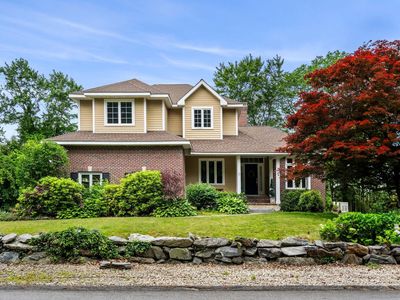 38 Farmington Road, Nashua, NH, 03060