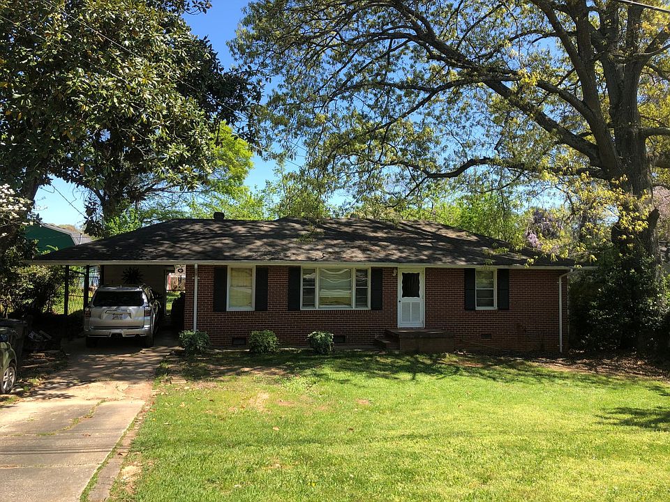 1st image of 108 Yancy Dr SE