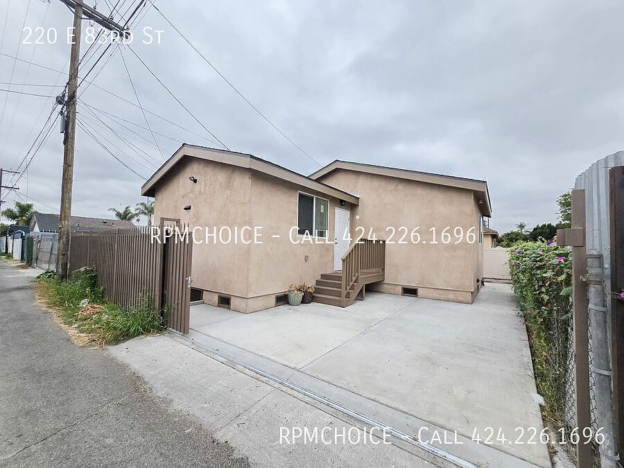 1st image of 220 E 83rd St