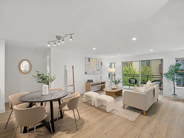 1550 Eastlake Ave E #404 — Photo 3