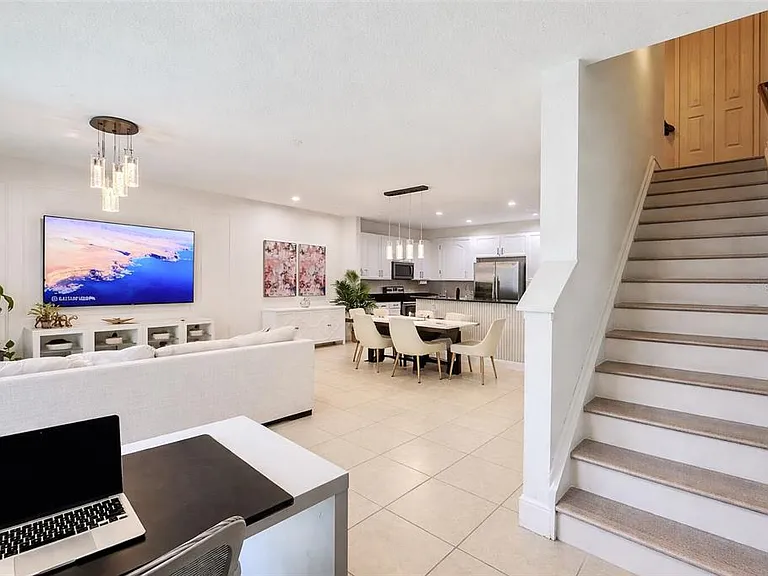 8458 Kelsall Dr — Photo 18