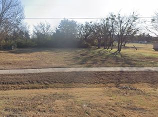 1118 N Lancaster Hutchins Rd, Lancaster, TX 75146