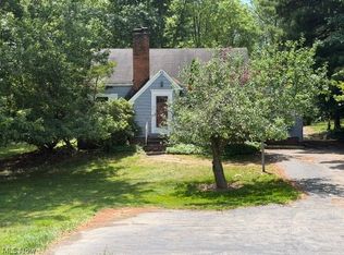 3452 Hillside Rd, Seven Hills, OH 44131