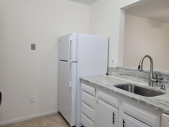 2nd image of 30546 Krauter St APT 1