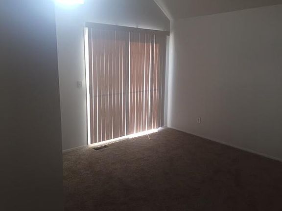 4th image of 5695 Fox Hill Dr #11