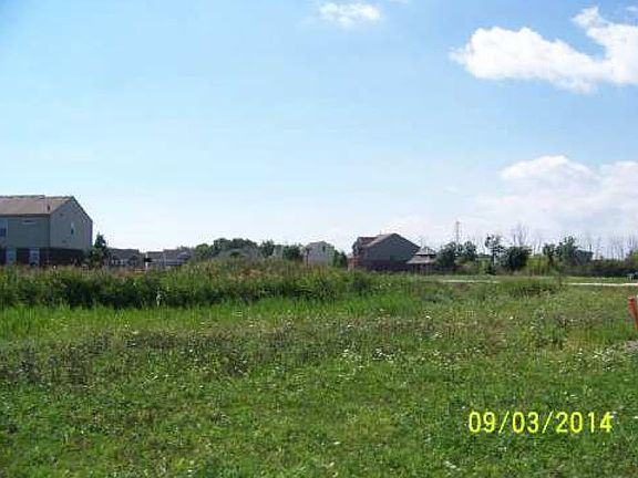 2nd image of 32389 Salt River Cir N