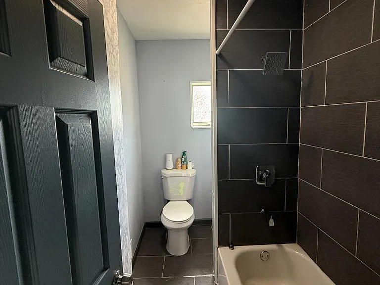 Unit Photo