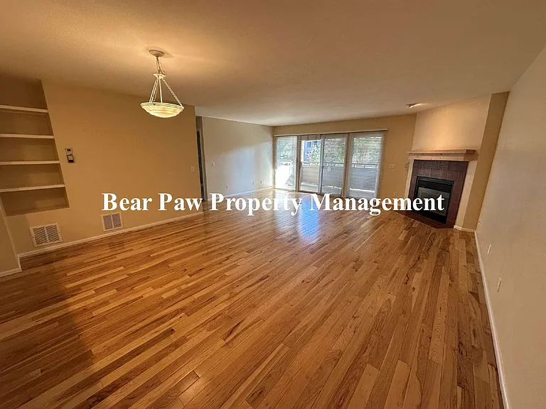 23619 Genesee Village Rd #B — Photo 2