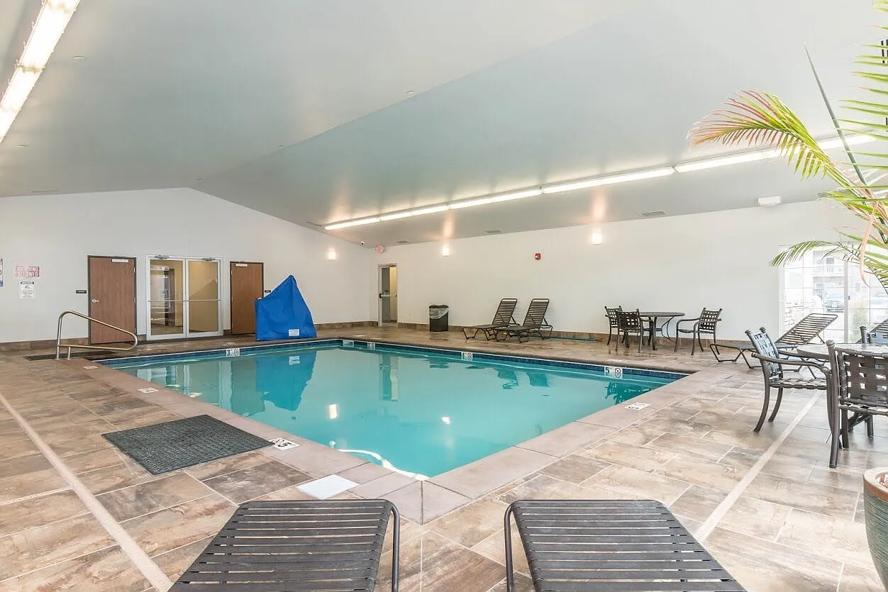 Dakota Pointe — Photo 4