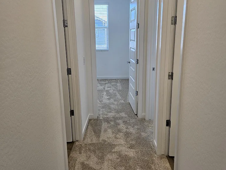 8310 E Prairie Ave — Photo 25