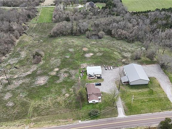 4th image of 35703 E Pink Hill Rd