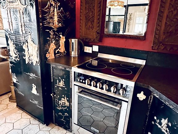 4th image of 339 E Seville O #339