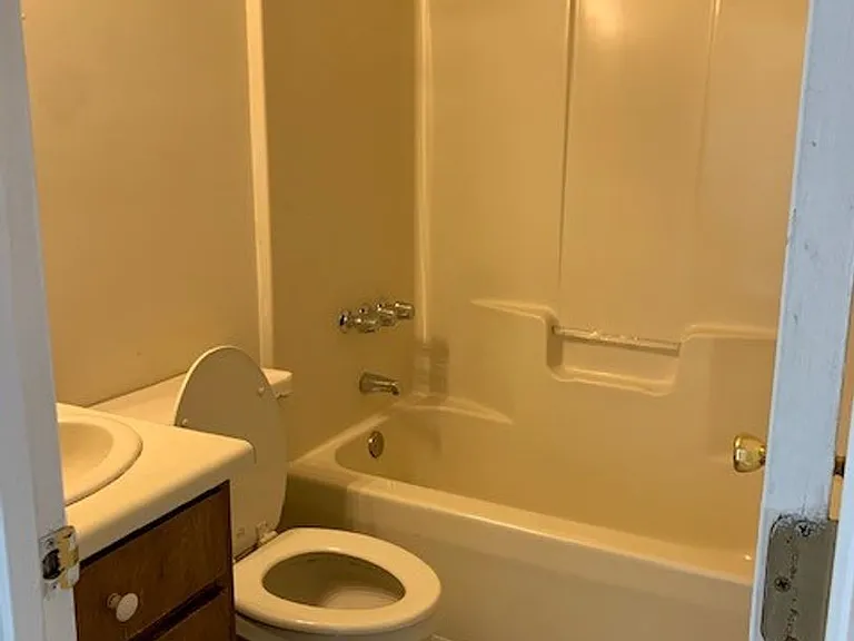 3004 Kensington Ln — Photo 10