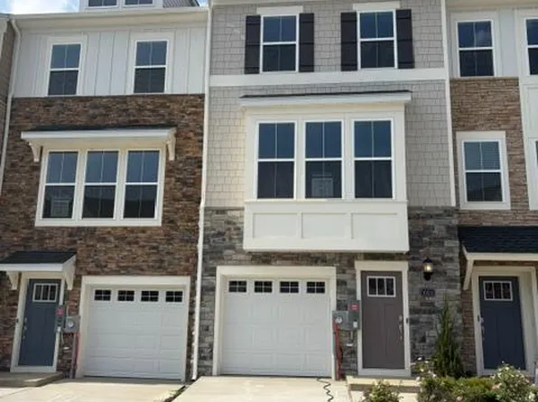 10531 Cobbler Pl, White Plains, MD 20695