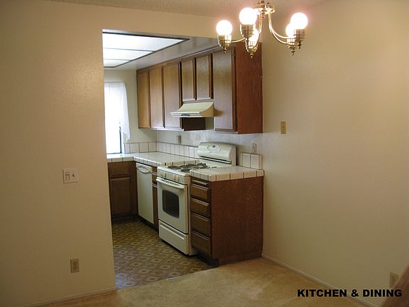 5th image of 3811 Joshua St