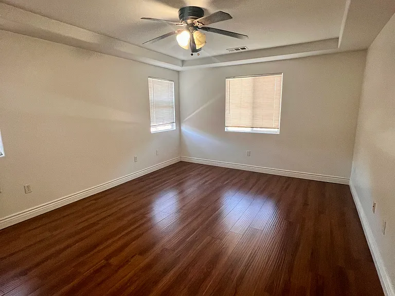 4490 Gabriella Pl — Photo 35