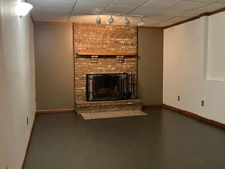 625 Greens Crossing Rd — Photo 30
