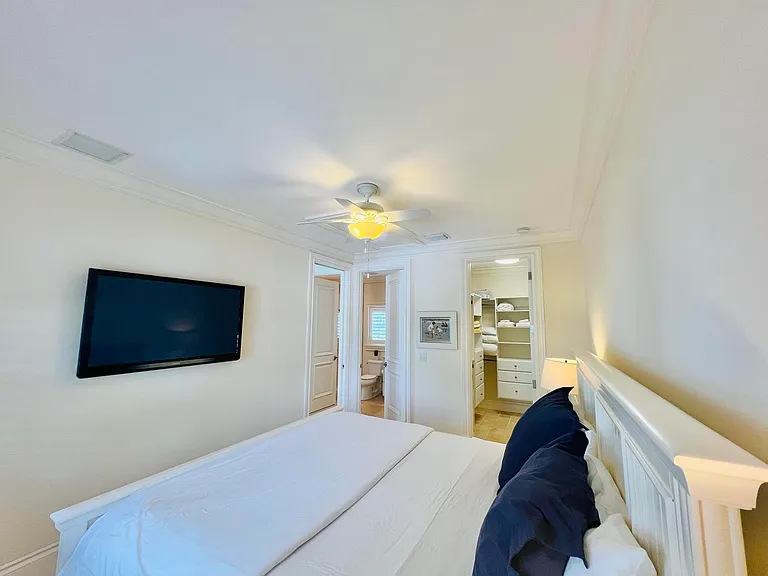 111 Beachwalk Ln — Photo 35