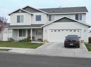 1526 S 14th St, Sunnyside, WA 98944