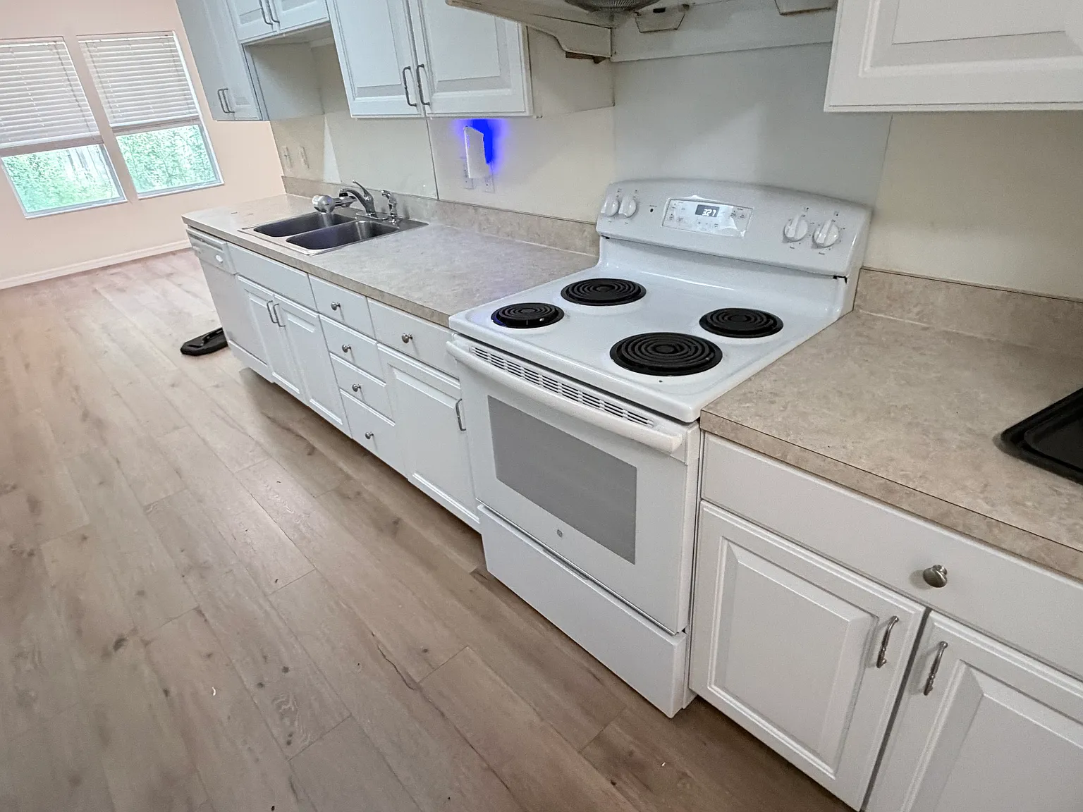 4 bed, 2246 sqft, $2,600 — Photo 4
