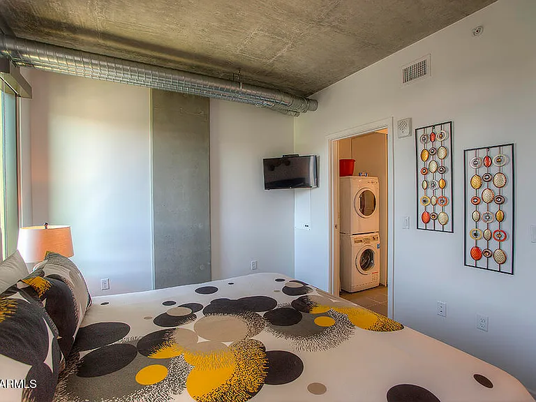 100 W Portland St #506 — Photo 10