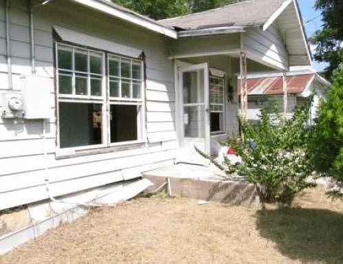 5th image of 807 S Rosillo St