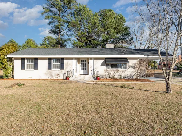 503 S 10th St, Erwin, NC 28339