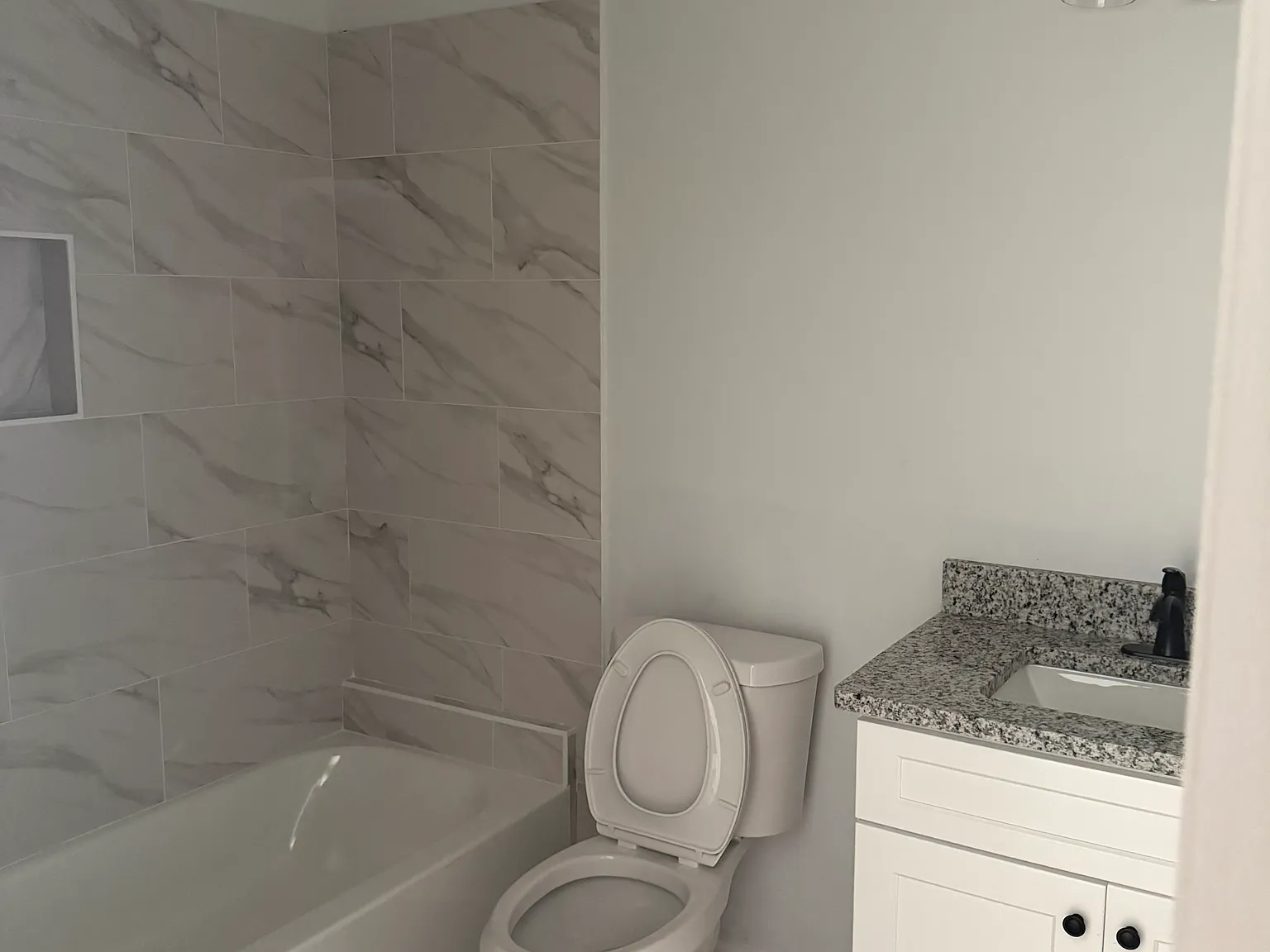 3 bed, 1250 sqft, $1,500 — Photo 3