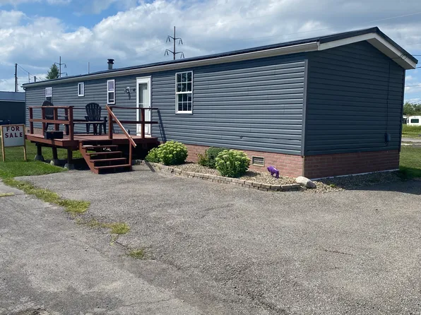 48 Lisa Ln, Buffalo, NY 14219