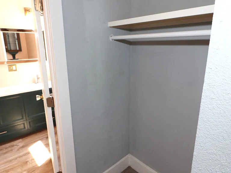 120 S Court St — Photo 24