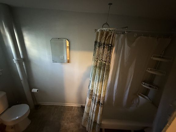 5th image of 1055 Page St #A