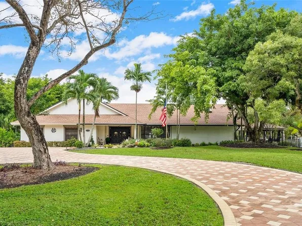 6770 NW 84th Avenue, Parkland, FL 33067