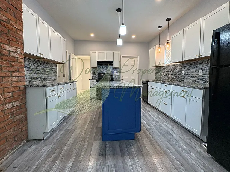 2419 Bales Ave — Photo 6