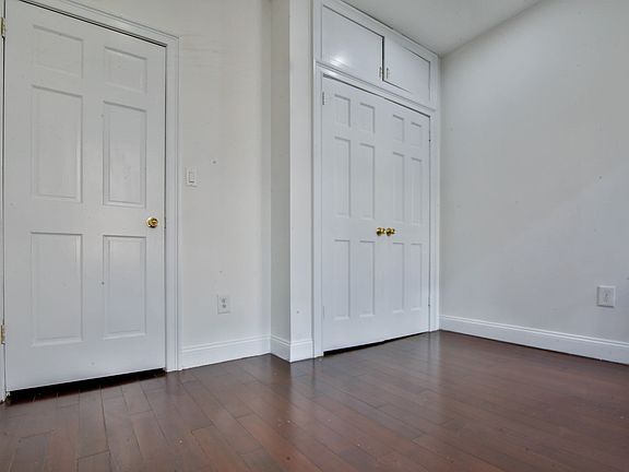 2nd image of 414 E 71st St #W4