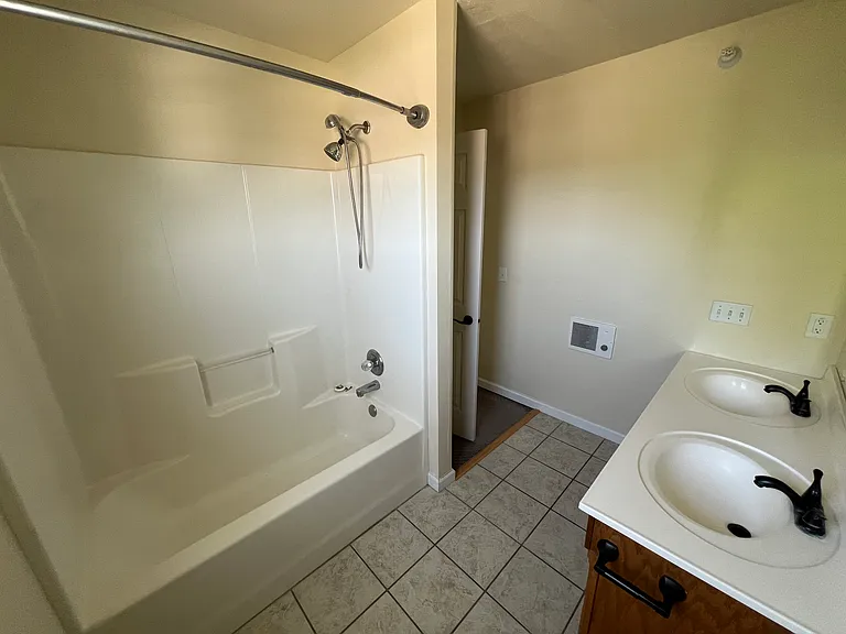 525 Sprague Ave #4 — Photo 5