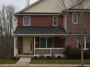 1302 S Cobble Creek Cir, Bloomington, IN 47401