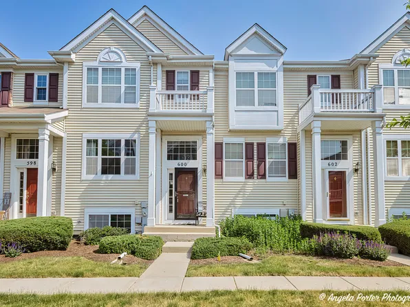 600 Richard Brown Blvd, Volo, IL 60073