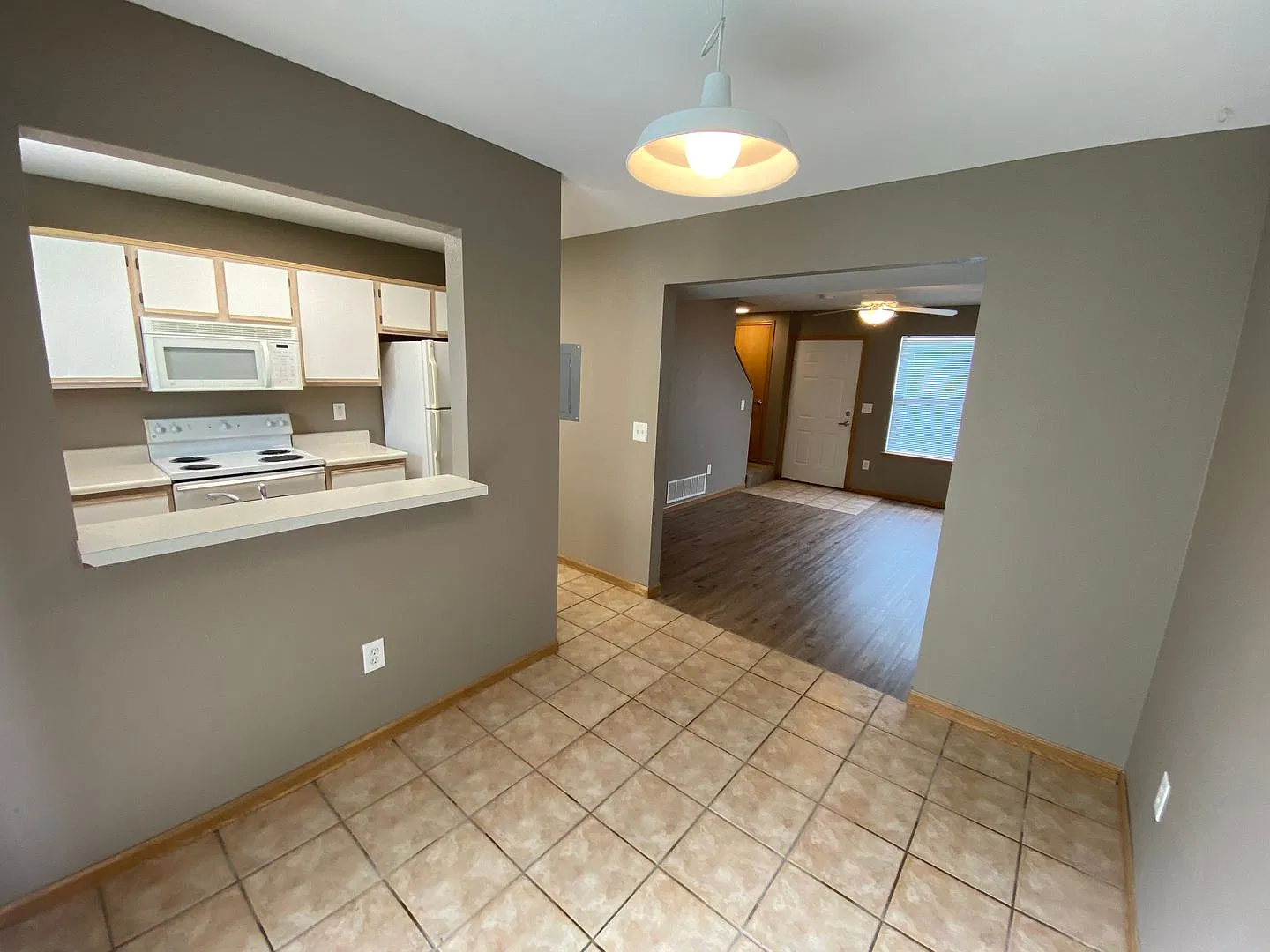 Updated Townhome, Great Location — Photo 3